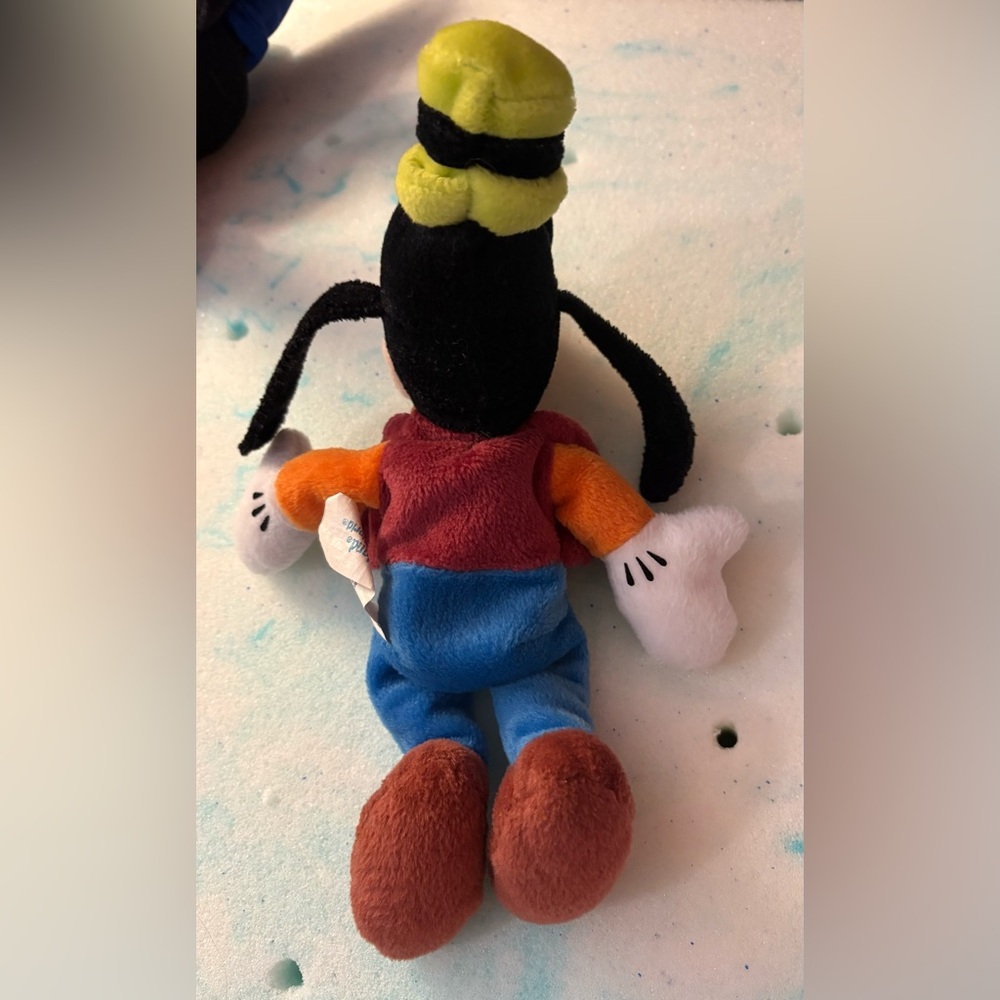 Vintage Disney character soft stuffies - Picture 7 of 11